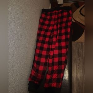 Christmas Pajamas Size 2X Red and Black
